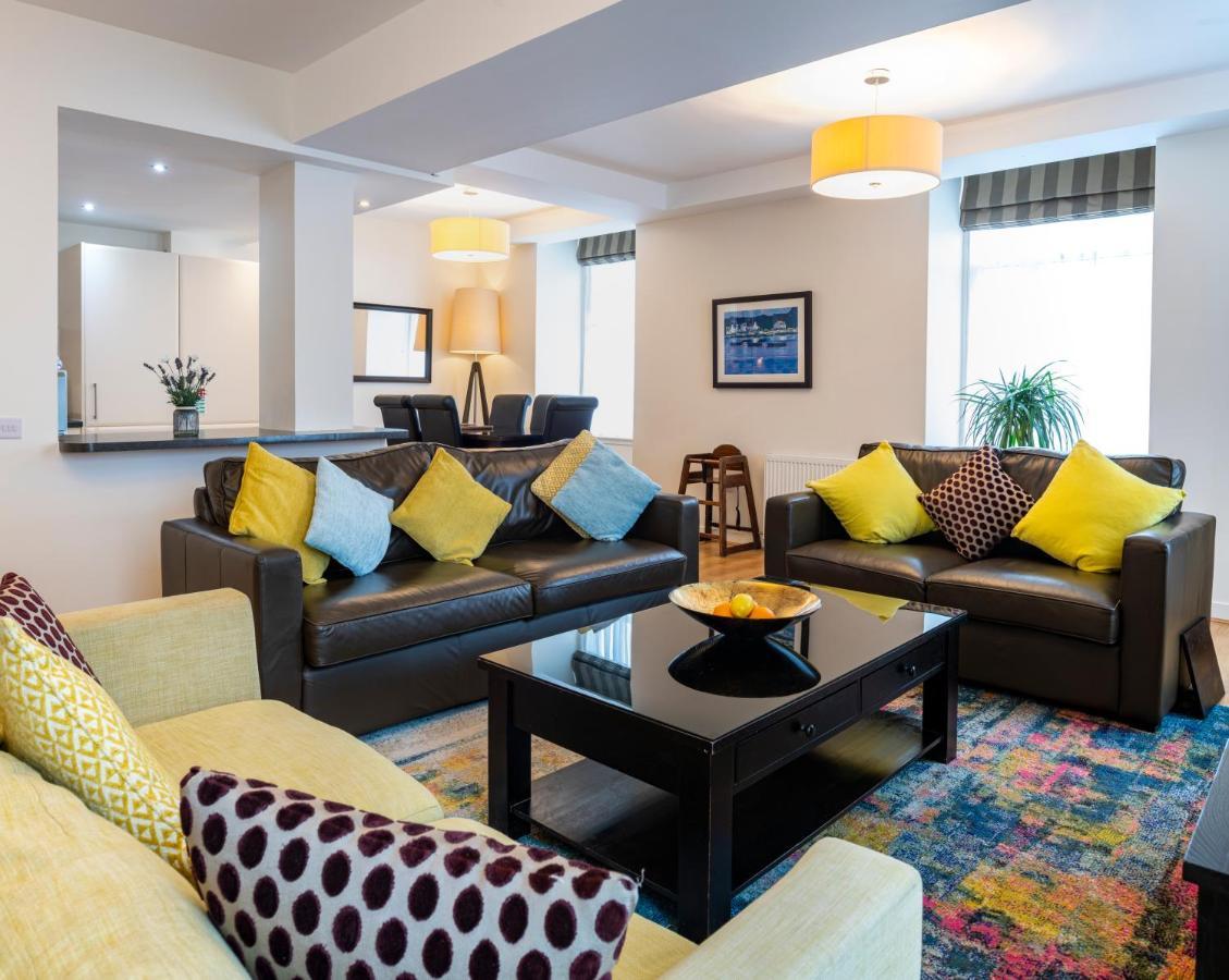 Inverness City Suites Екстериор снимка