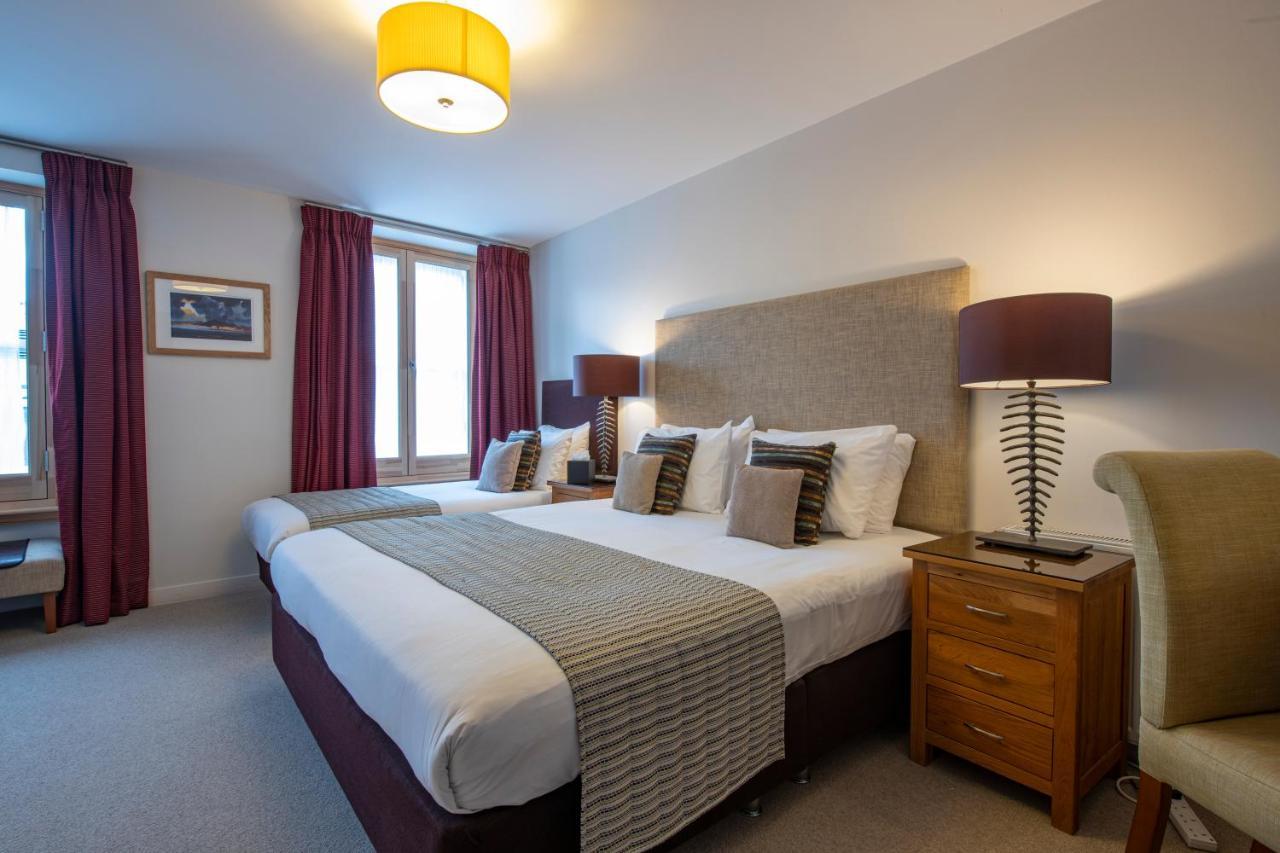 Inverness City Suites Екстериор снимка