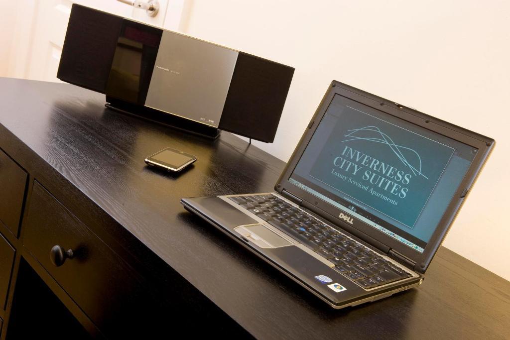 Inverness City Suites Стая снимка