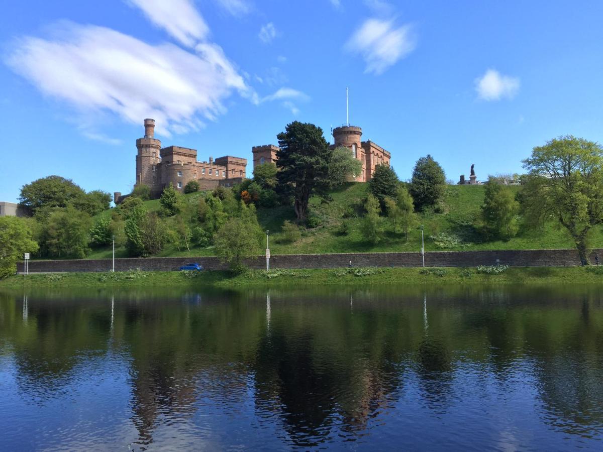 Inverness City Suites Екстериор снимка